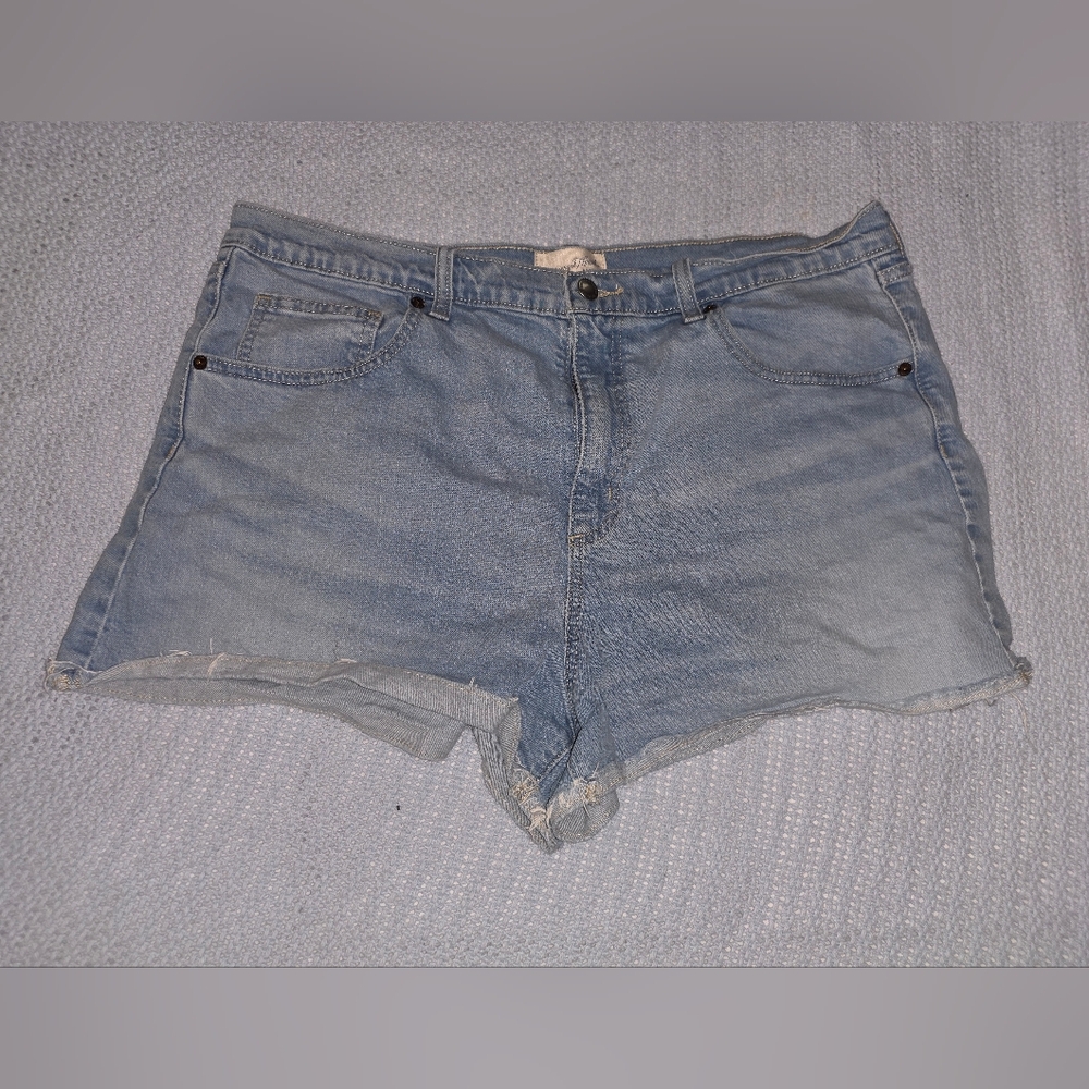Universal Thread High Rise Light Wash "90's Cutoff Shorts"